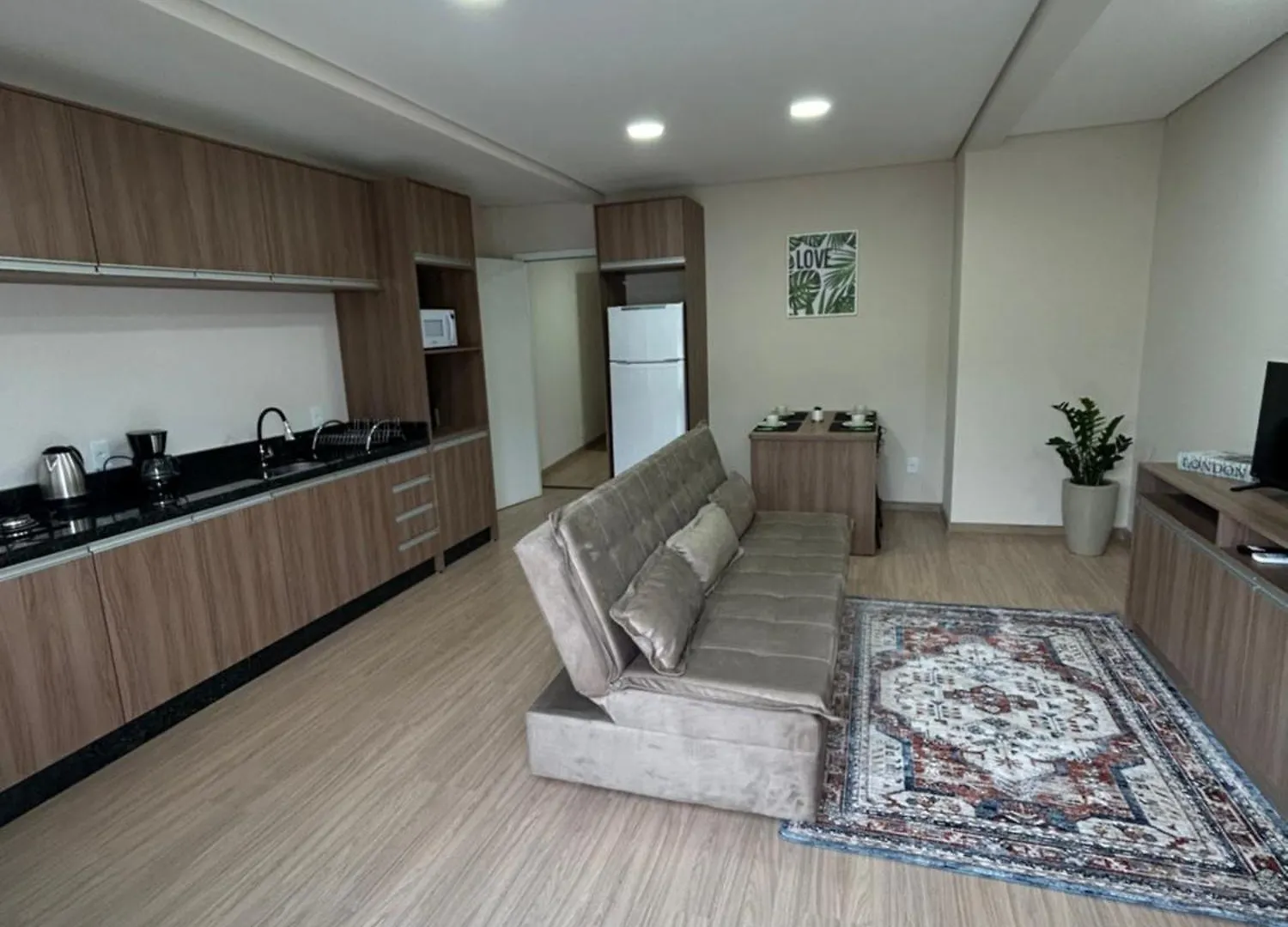 Kitnet 5 Daire Rio Negrinho